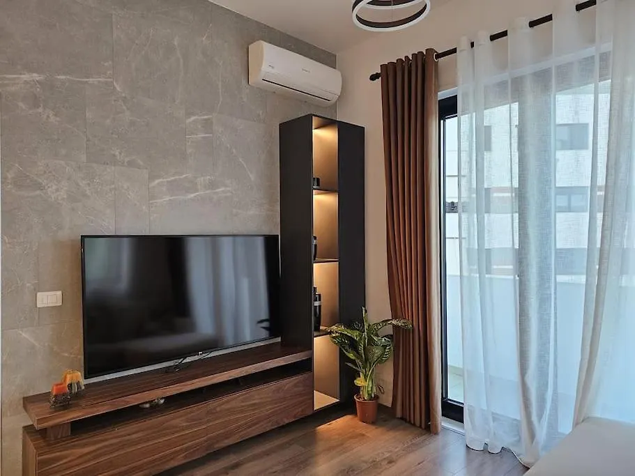 Deluxe Flat With Garden_Tirana Διαμέρισμα Αλβανία